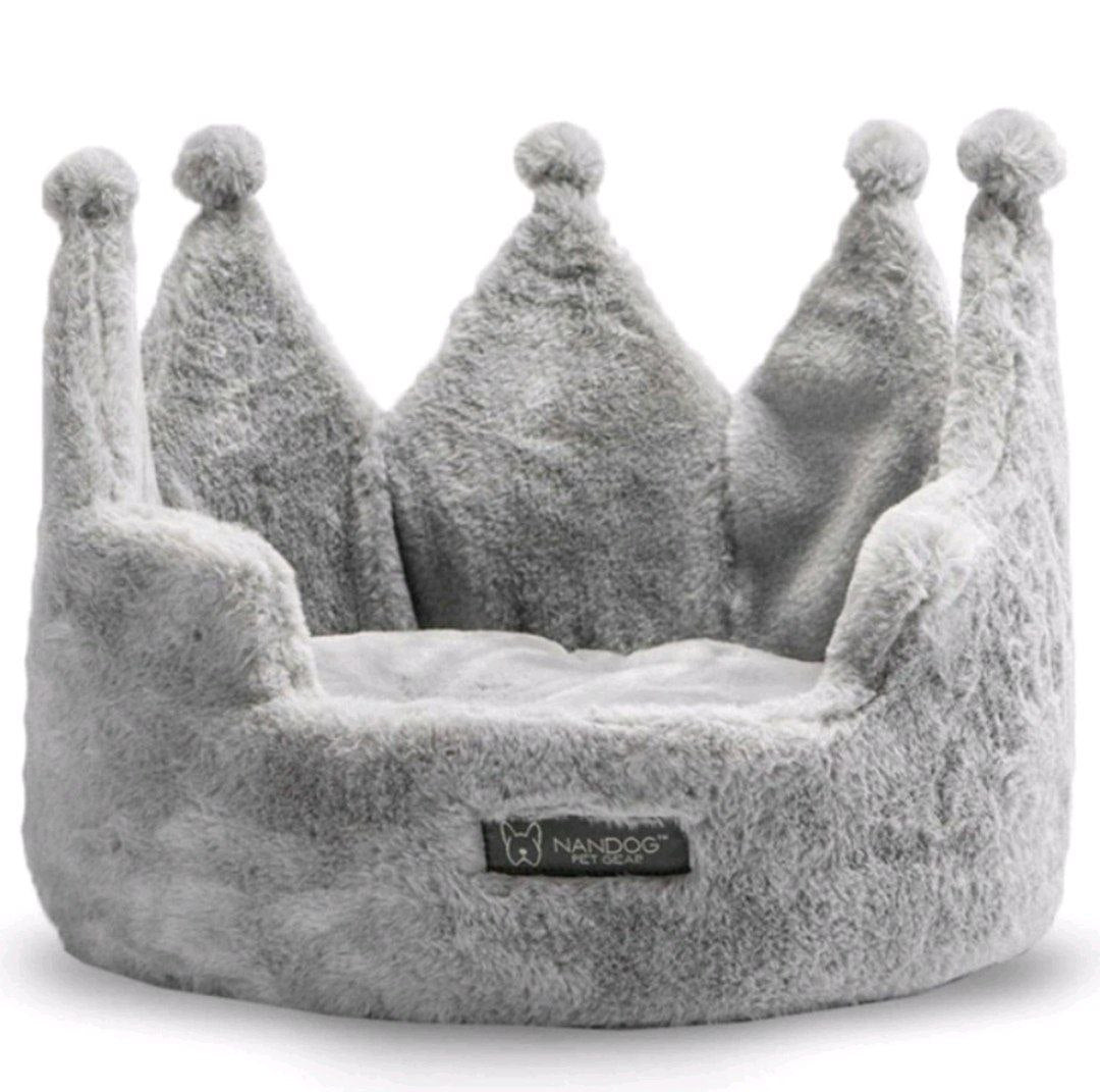 NANDOG: Crown Bed Super Soft Luxe Dog/Cat Bed
