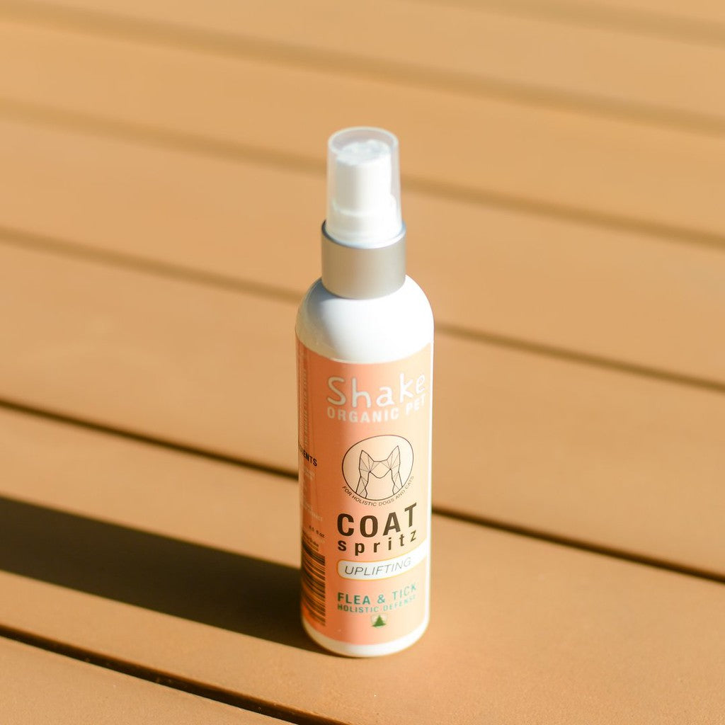 Shake 100% Organic Coat Spritz — Relaxing/Uplifting for Cats & Dogs (4.5 fl oz)