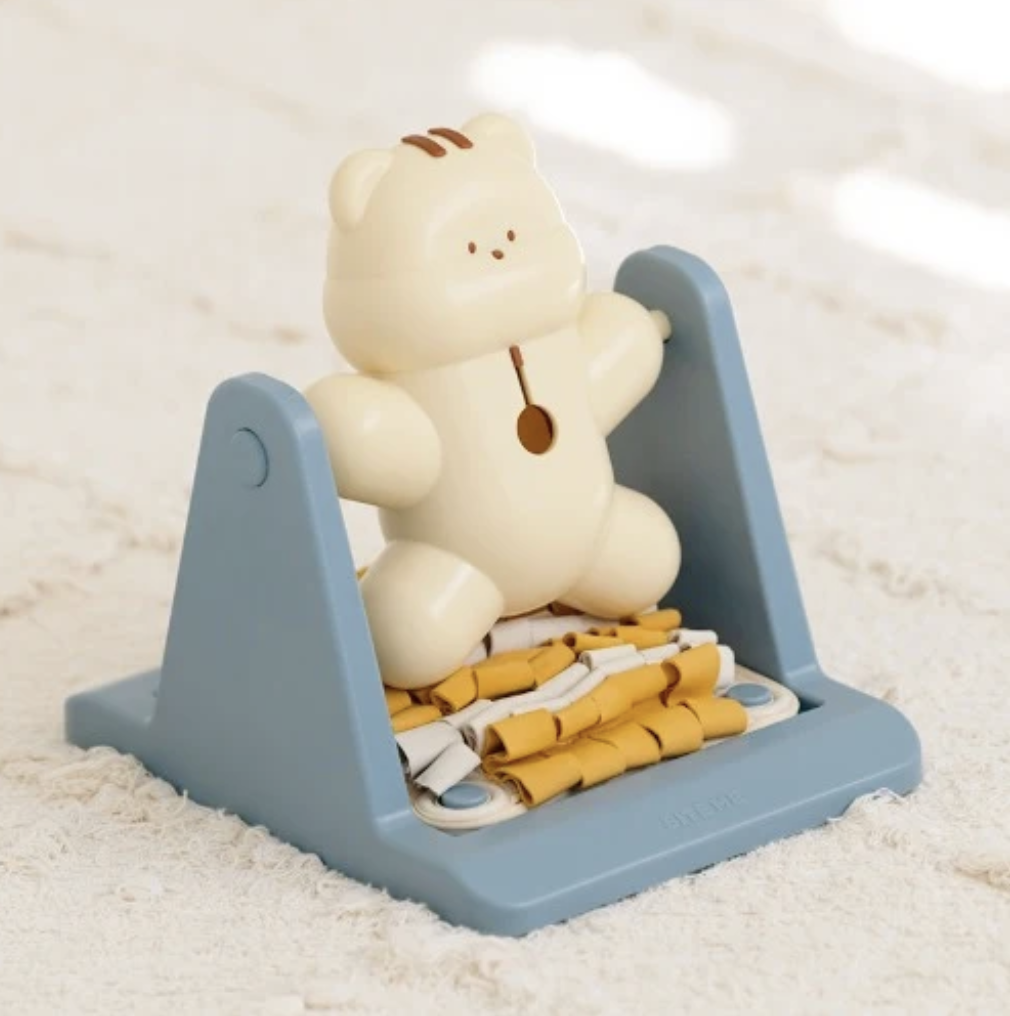 Biteme Braining Spin and Snack Squirrel Toy - Interactive